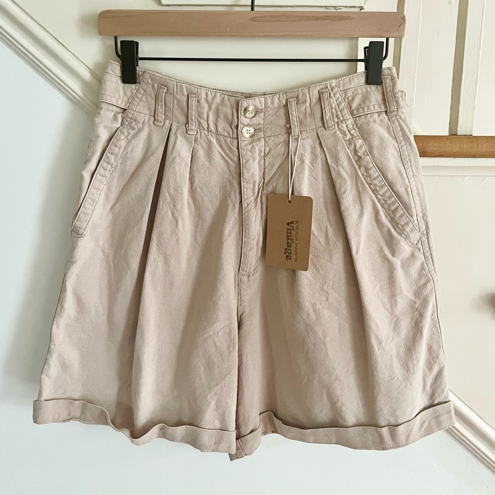 1990s Vintage Gap Khaki High Waist Shorts
